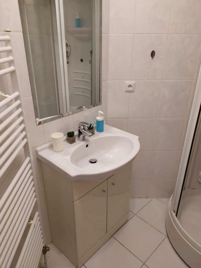 Kate & Jenny - Two-Level Apartment In The Old Town Bratislava Exteriér fotografie